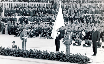 �����񳫲񼰤��˻ҵ�п��