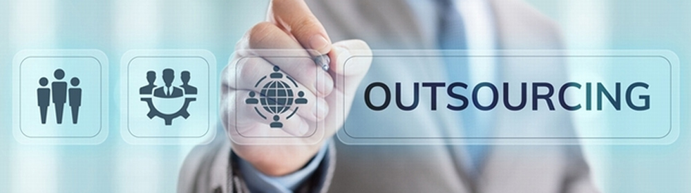 アウトソーシングとは？業務効率化への活用とメリット・デメリット