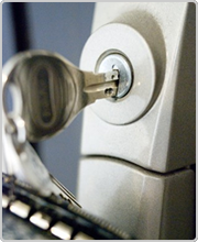 鍵が刺さっている