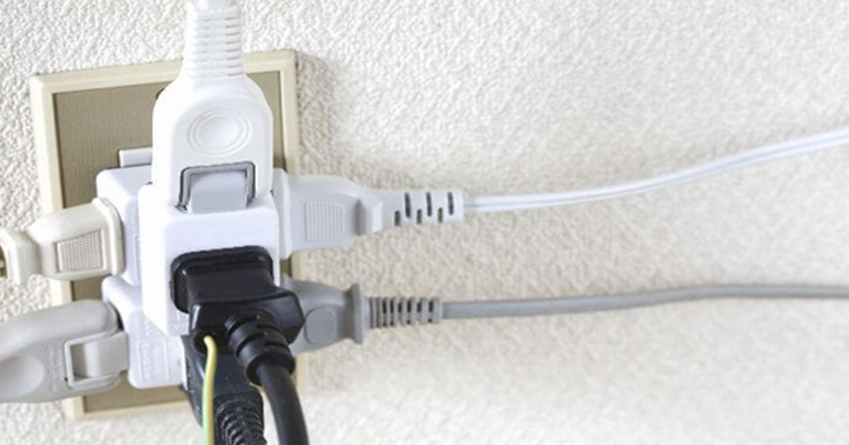 たこ足配線は危険？火災予防のためにコンセントや電源タップの使い方を見直そう